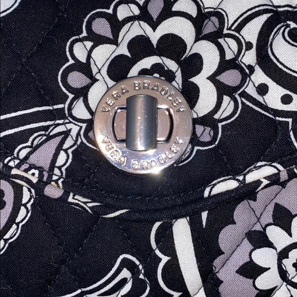 Vera Bradley wristlet - Picture 2 of 4